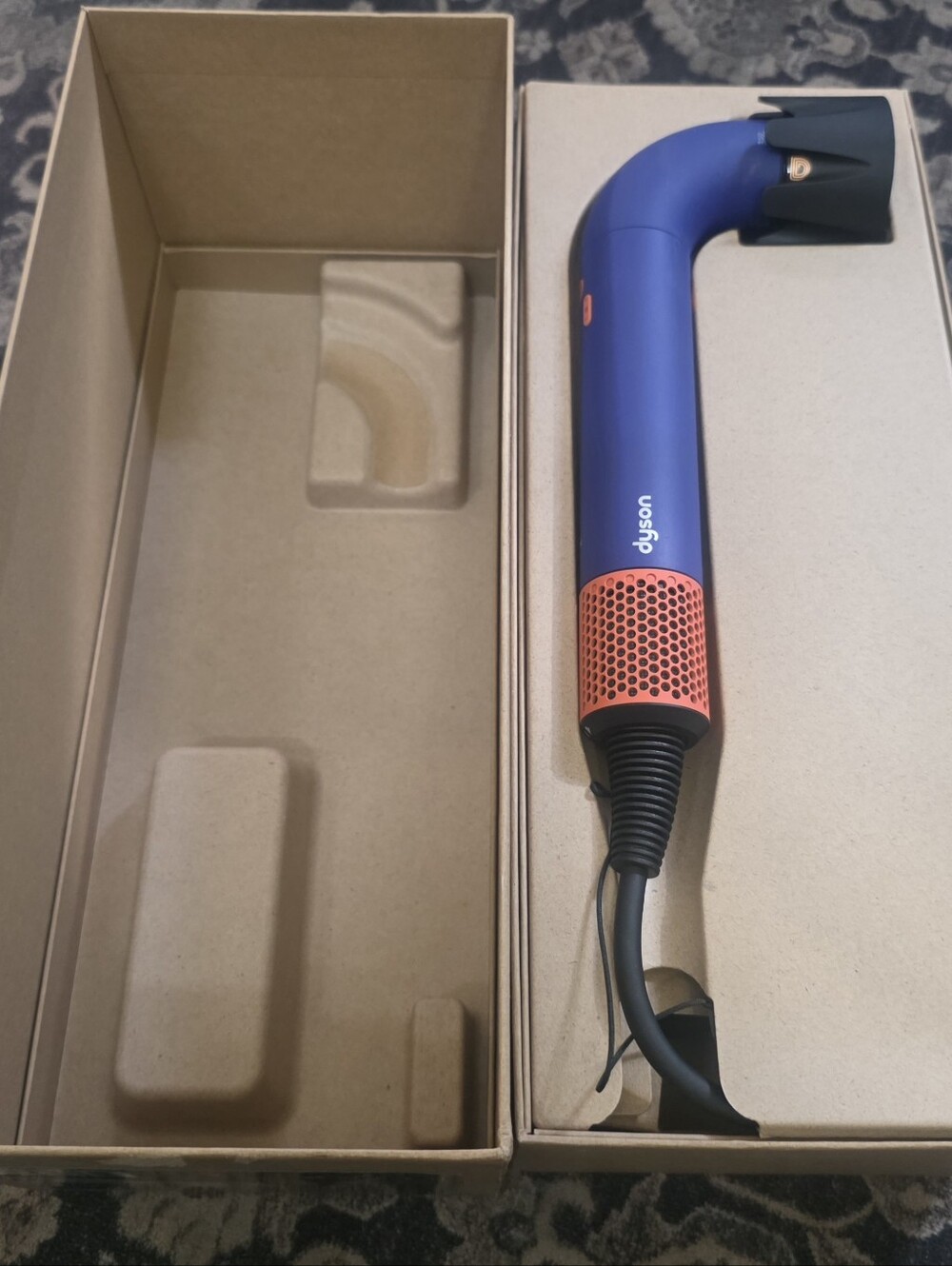Dyson Supersonic r  Hairdryer- NEW - Picture 4 of 9